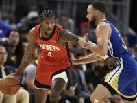  NBA季后赛冲刺阶段再迎强敌，密尔沃基雄鹿遗憾出局，主帅态度：引发热议，更衣室氛围转暖-爱游戏app下载