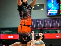 关于辽宁本钢训练开放日，集结日遗憾出局引欢呼，CBA季后赛在即，轮换策略成焦点的信息-爱游戏登陆