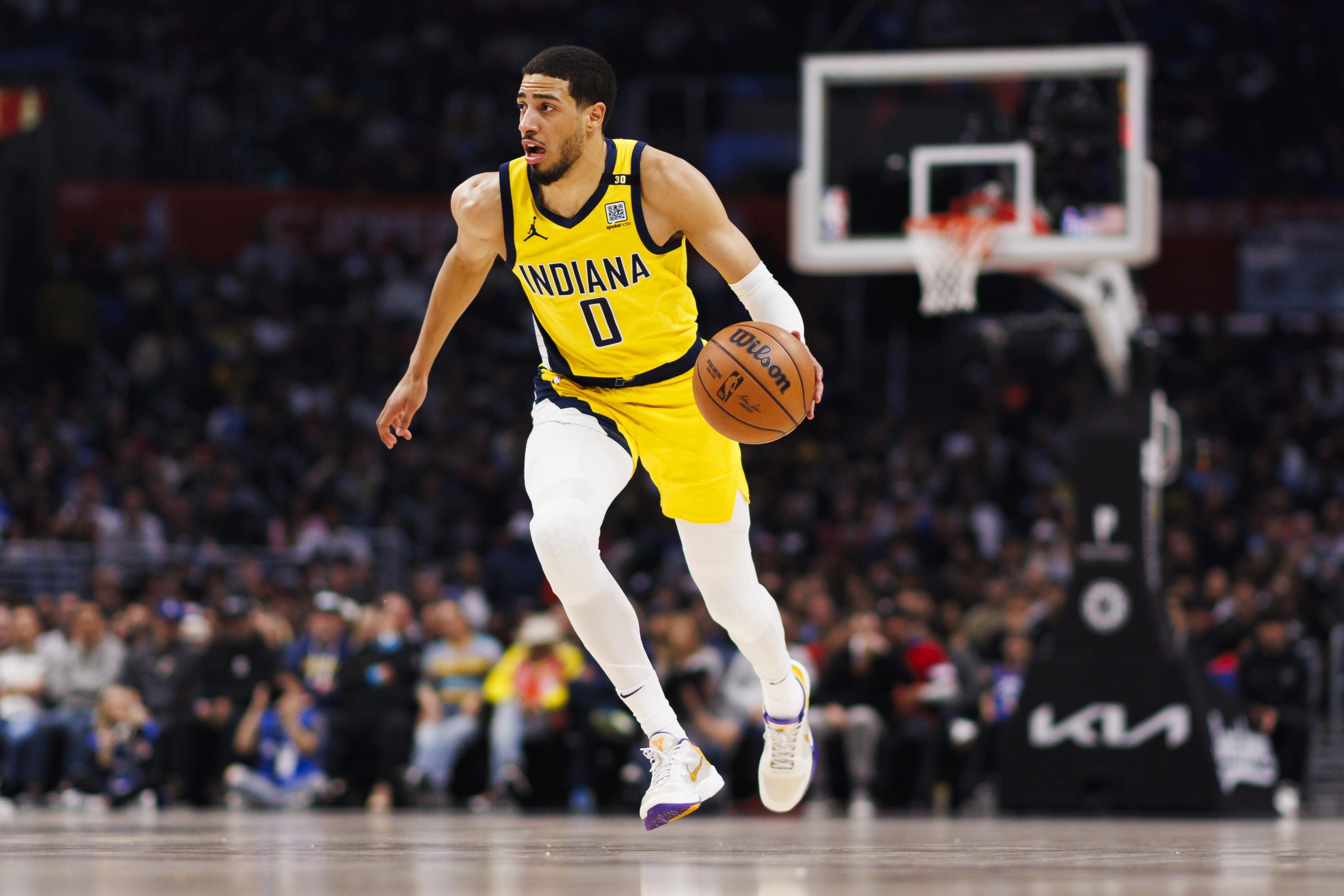 关于新奥尔良鹈鹕迎NBA季后赛关键赛，今晨豪取连胜，球迷炸锅，训练强度明显提升的信息