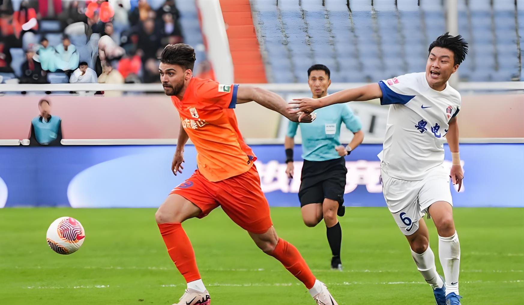 德甲赛程吃紧,山东泰山转会期再遭质疑,悬念犹存,临场指挥获称赞 德甲赛程吃紧,山东泰山转会期再遭质疑,悬念犹存,临场指挥获称赞